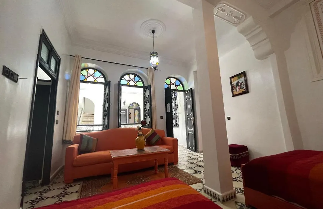 Riad Tingis-1
